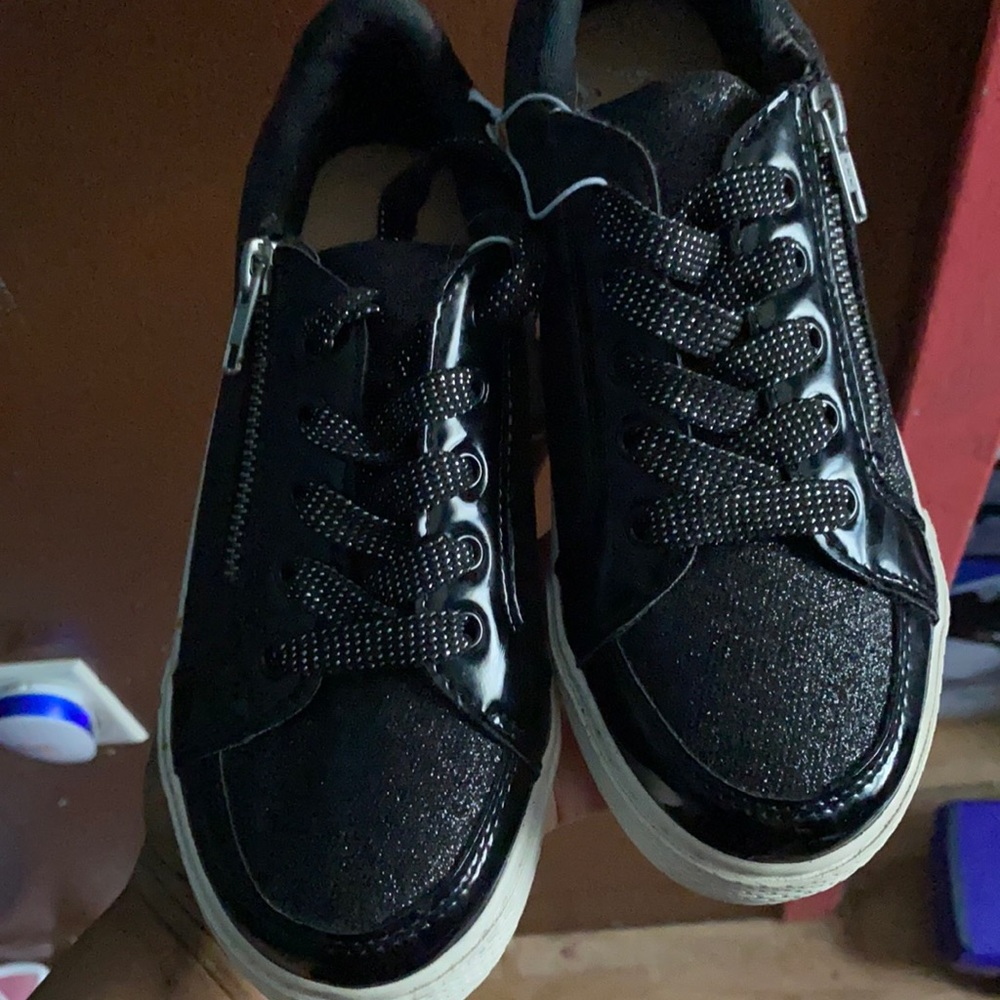 Girl sneaker